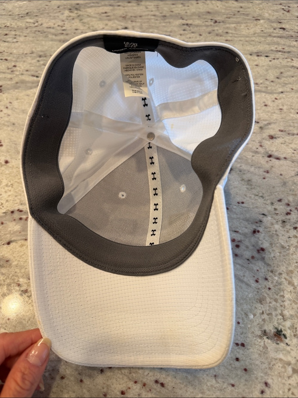 Under Armour White Hat with Patriotic Red & Blue Logo - Picture 4 of 4